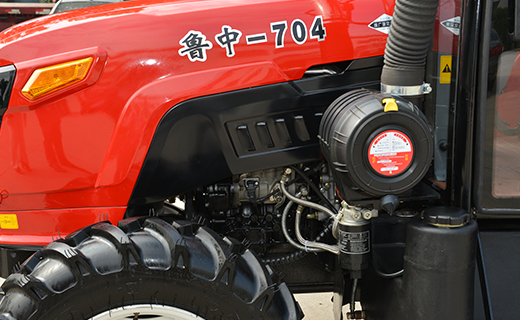 J9九游会-600型拖拉机