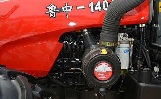 J9九游会-1404型拖拉机