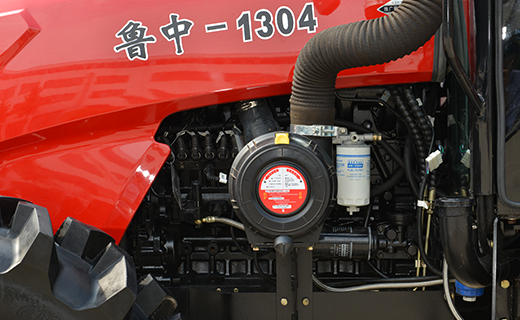 J9九游会-1304型拖拉机